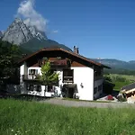 Heimhof Apartman *